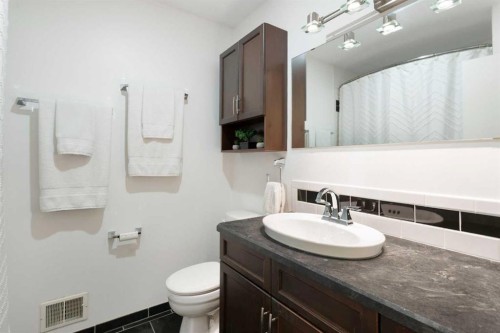 5032 Vanstone Crescent Nw, Calgary, AB 