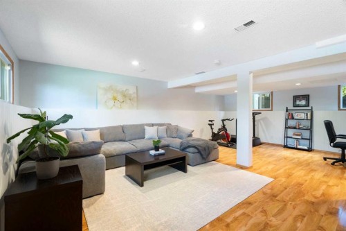5032 Vanstone Crescent Nw, Calgary, AB 