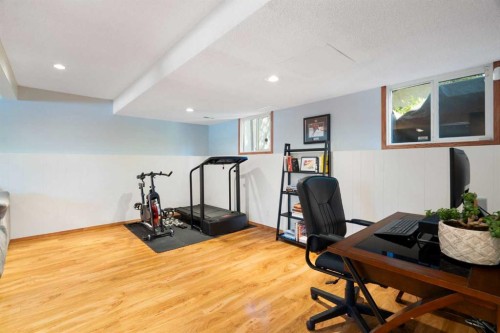 5032 Vanstone Crescent Nw, Calgary, AB 