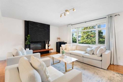 5032 Vanstone Crescent Nw, Calgary, AB 