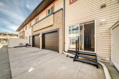 173 Eversyde Common Sw, Calgary, AB - Outdoor With Exterior