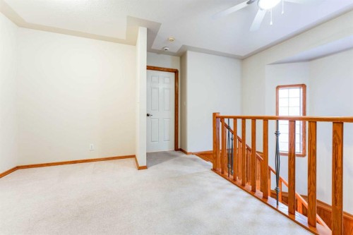 256 43 Avenue Nw, Calgary, AB 