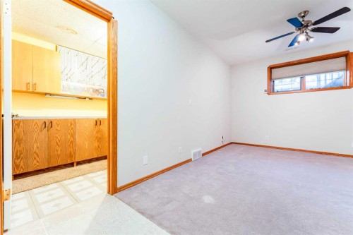 256 43 Avenue Nw, Calgary, AB 