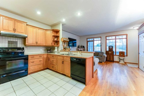 256 43 Avenue Nw, Calgary, AB 