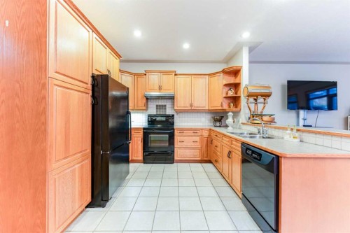 256 43 Avenue Nw, Calgary, AB 