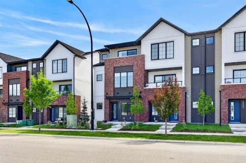 1501-201 Cooperswood Green SW Airdrie, AB T4B 5R2