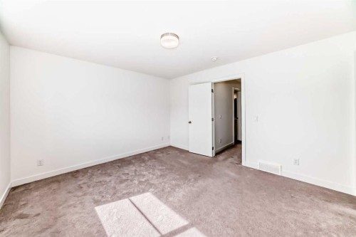 53 Spring Creek Common Sw, Calgary, AB 