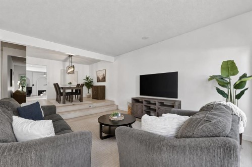240 Canniff Place Sw, Calgary, AB 