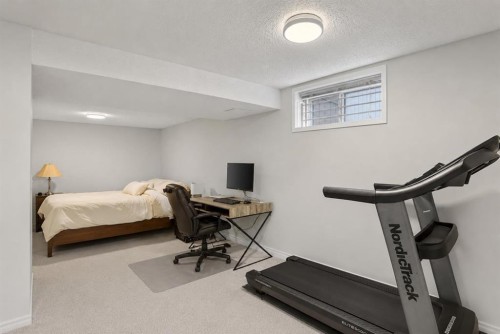 240 Canniff Place Sw, Calgary, AB 