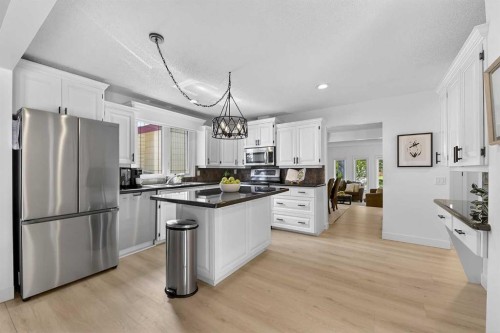 240 Canniff Place Sw, Calgary, AB 
