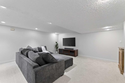 240 Canniff Place Sw, Calgary, AB 