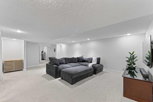 240 Canniff Place Sw, Calgary, AB 