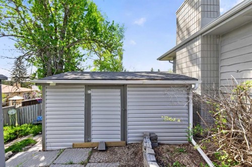 240 Canniff Place Sw, Calgary, AB 