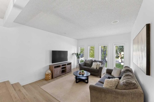 240 Canniff Place Sw, Calgary, AB 