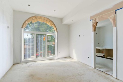2716 3 Avenue Nw, Calgary, AB 