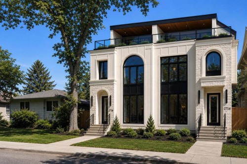 2716 3 Avenue Nw, Calgary, AB 