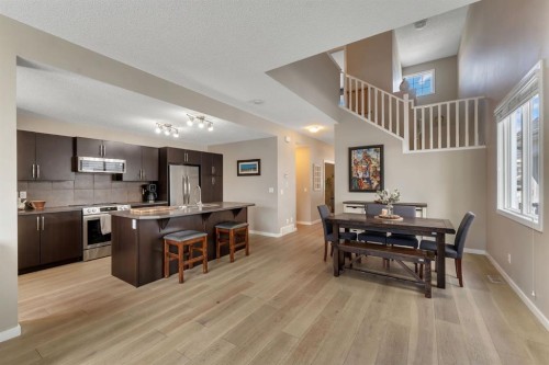27 River Heights Crescent, Cochrane, AB 