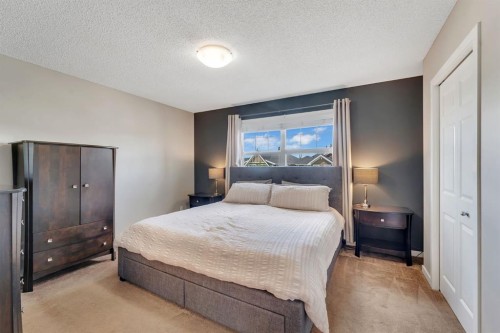 27 River Heights Crescent, Cochrane, AB 