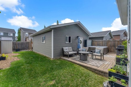 27 River Heights Crescent, Cochrane, AB 
