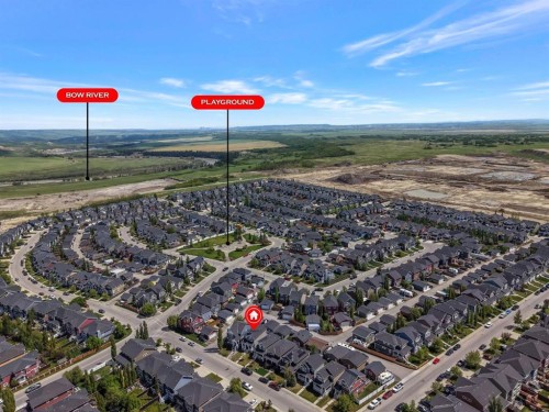 27 River Heights Crescent, Cochrane, AB 