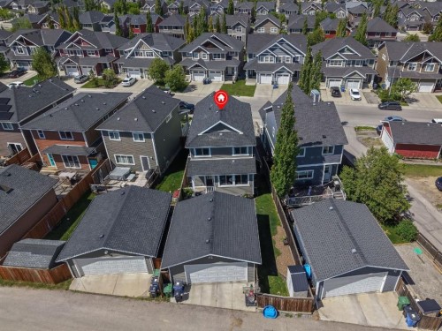 27 River Heights Crescent, Cochrane, AB 