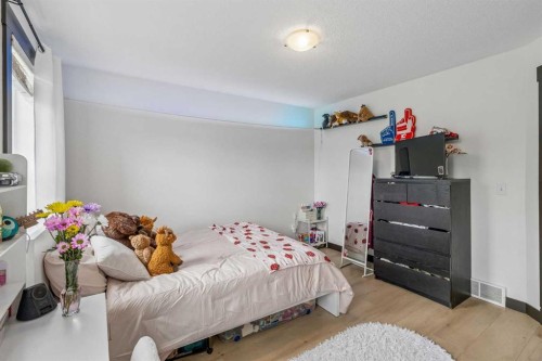 183 Rainbow Falls Drive, Chestermere, AB 