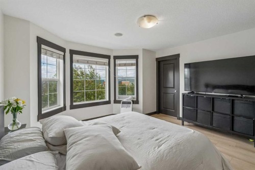 183 Rainbow Falls Drive, Chestermere, AB 