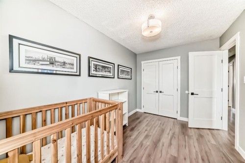 6739 Coach Hill Road Sw, Calgary, AB - Indoor Photo Showing Other Room
