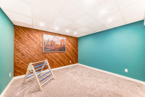 6739 Coach Hill Road Sw, Calgary, AB - Indoor Photo Showing Other Room