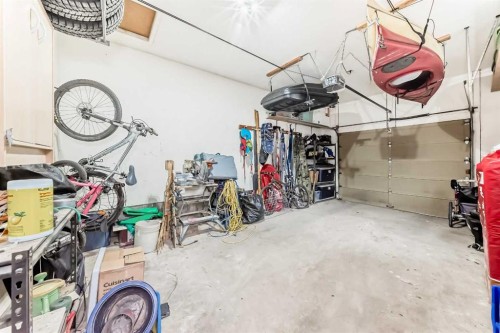 6739 Coach Hill Road Sw, Calgary, AB - Indoor Photo Showing Garage