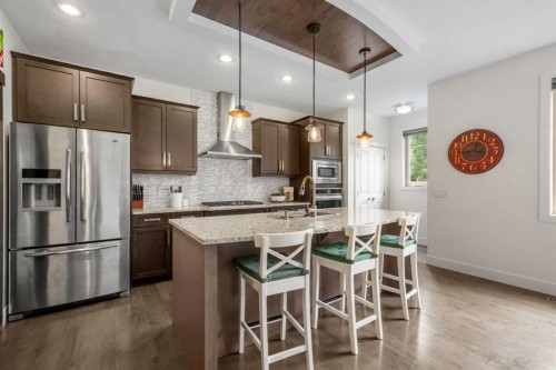 529 30 Avenue Nw, Calgary, AB 