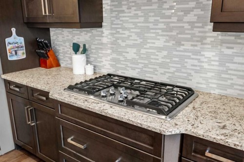 529 30 Avenue Nw, Calgary, AB 