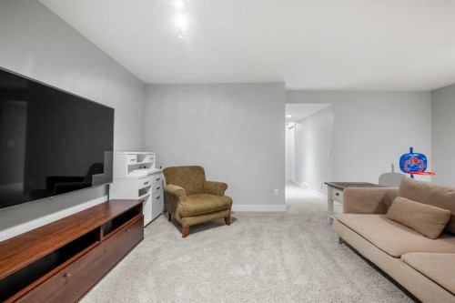 529 30 Avenue Nw, Calgary, AB 