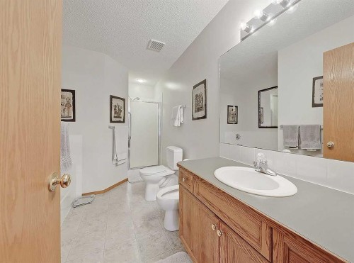 104 Riverside Place Nw, High River, AB 