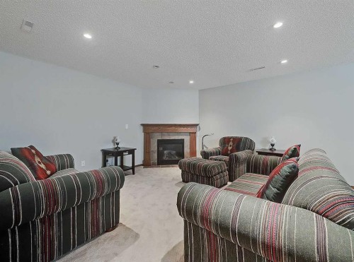 104 Riverside Place Nw, High River, AB 