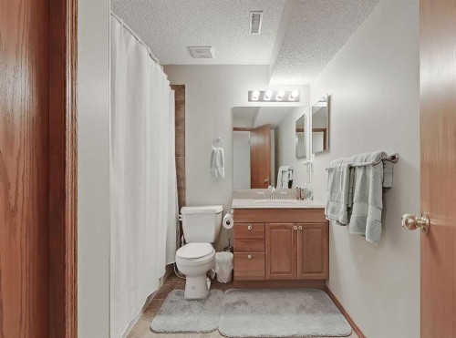 104 Riverside Place Nw, High River, AB 