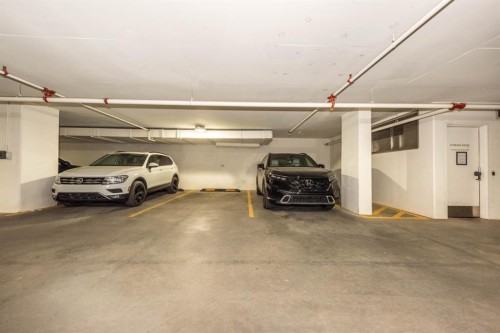 516-8505 Broadcast Avenue Sw, Calgary, AB - Indoor Photo Showing Garage