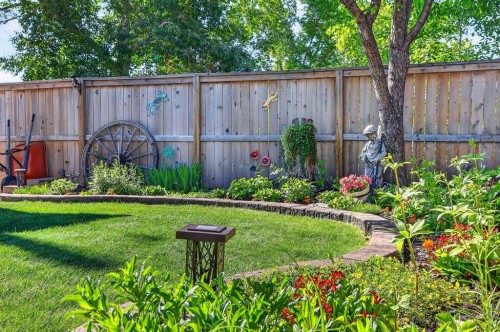 152 Maddock Way Ne, Calgary, AB 