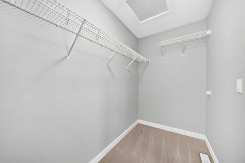 110 Crestbrook Way Sw, Calgary, AB 