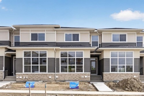 2278 Bayview Drive SW Airdrie, AB T4B 5N6