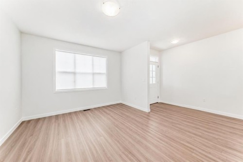 571 Seton Circle Se, Calgary, AB 
