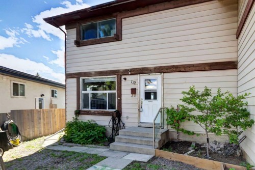 131 Dovertree Place Se, Calgary, AB 