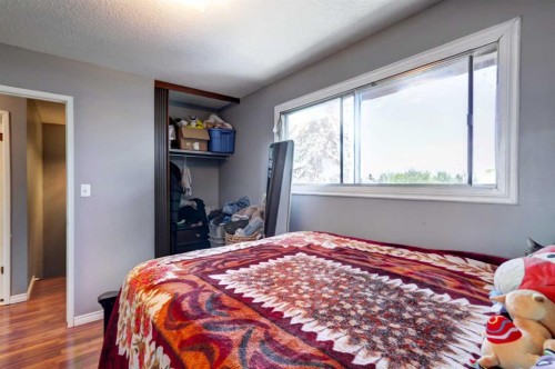 131 Dovertree Place Se, Calgary, AB 