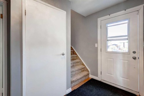 131 Dovertree Place Se, Calgary, AB 