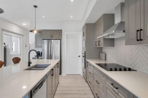 720 Midtown Drive Sw, Airdrie, AB 