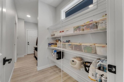 720 Midtown Drive Sw, Airdrie, AB 