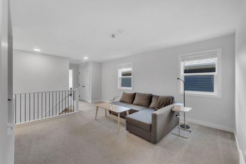 720 Midtown Drive Sw, Airdrie, AB 