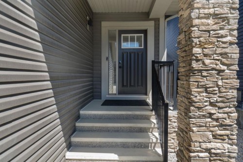 720 Midtown Drive Sw, Airdrie, AB 