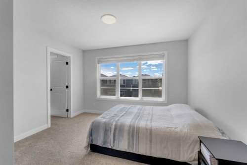 720 Midtown Drive Sw, Airdrie, AB 