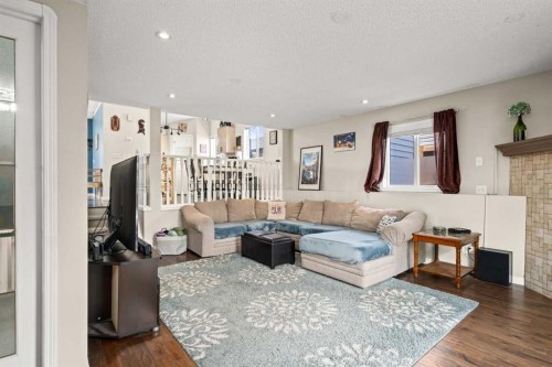 233 Coverdale Road Ne, Calgary, AB 